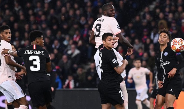  巴黎圣日耳曼报价遭拒，英超豪门争夺法甲妖人  