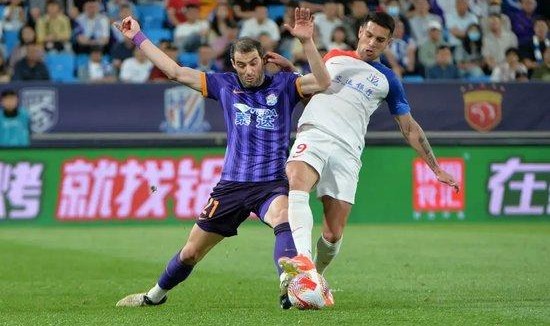  图卢兹主场十人应战，顽强逼平领头羊巴黎  