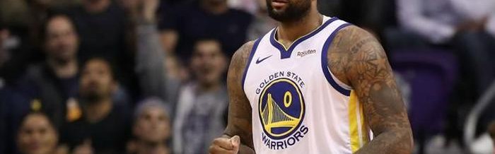  库里三分绝杀雷霆迎五连胜  