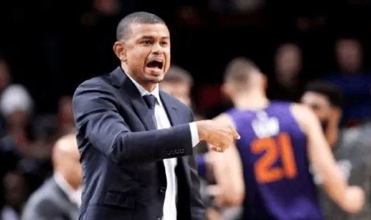  猛龙解雇主教练并启动重建计划  