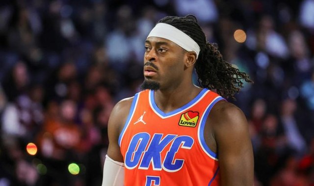  亚历山大30+10雷霆屠公牛  